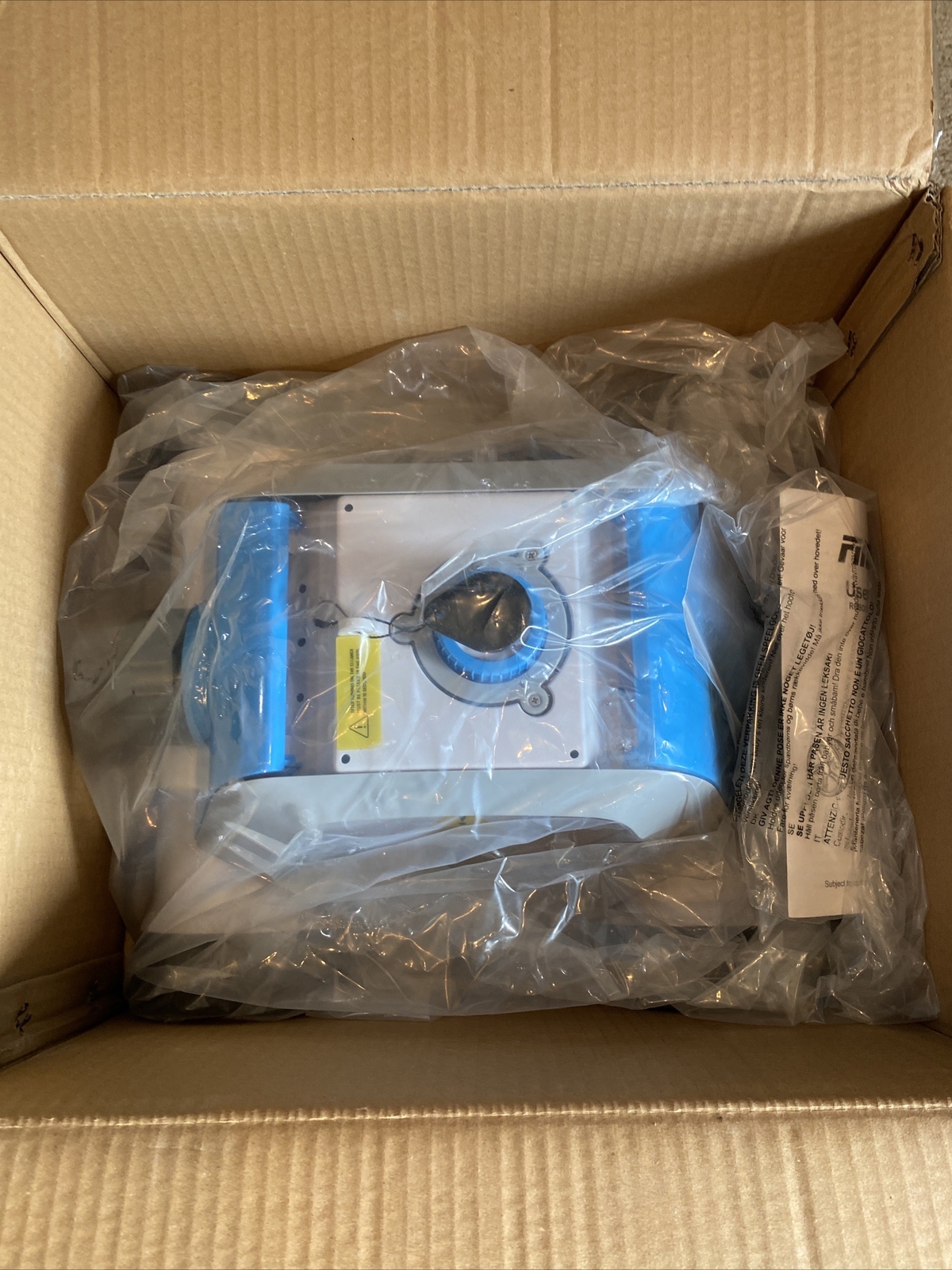 FIILPOW Wireless Robotic Pool Cleaner, AutoDocking/Rechargeable/90Mins Running eBay