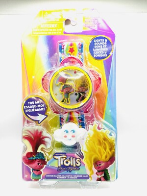 DreamWorks Trolls Band Together 9'' Hug Time Talking Bracelet Light & Sound