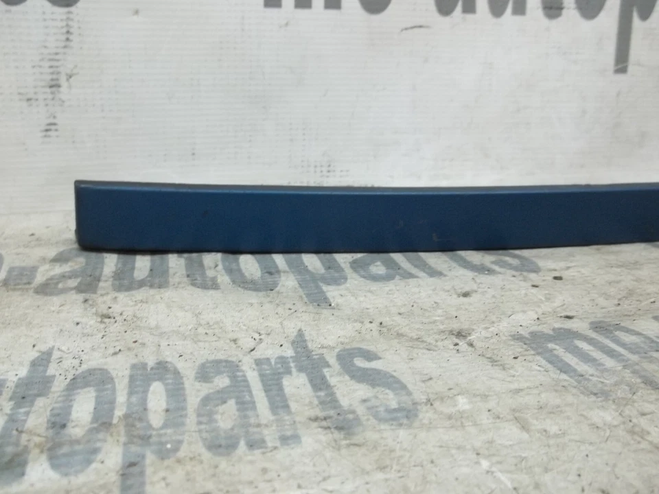 1988-1991 CADILLAC ELDORADO SEVILLE LEFT SIDE HEADLIGHT HEAD LAMP FILLER MOLDING - image 2 of 4