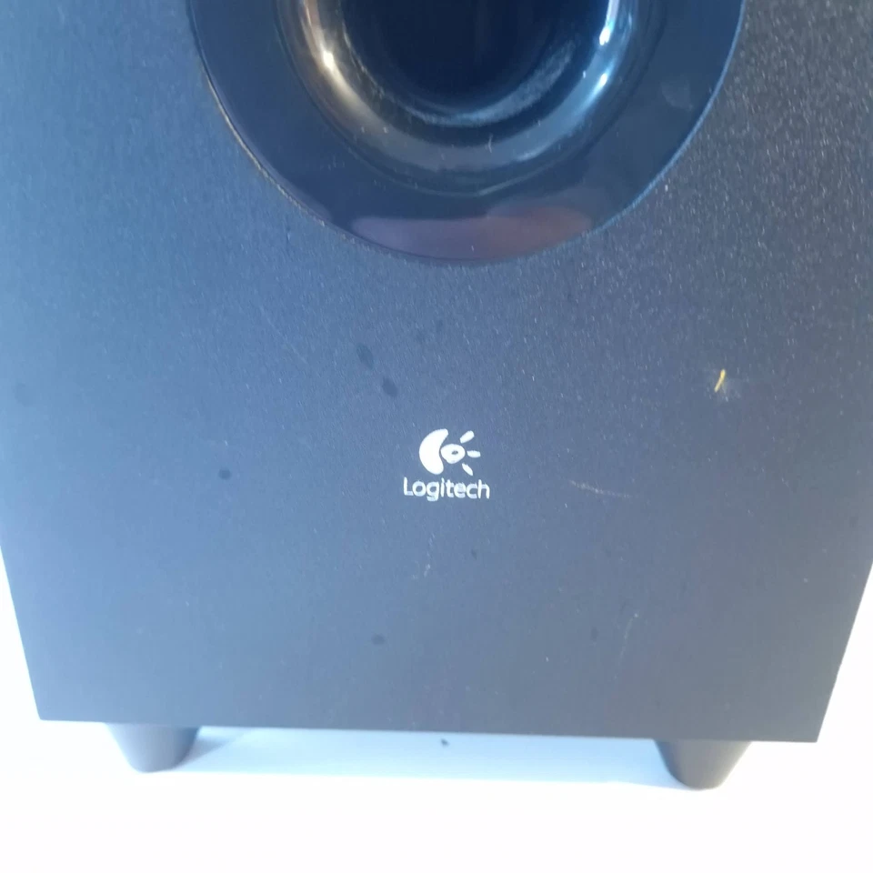 Logitech Z506 5.1 Surround Sound Lautsprechersystem Subwoofer funktioniert ohne Stecker - Bild 2 von 4