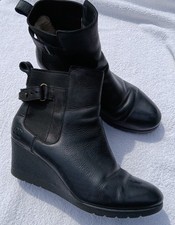 Ladies UGG Indra Wedge Boots. Size 6. Black Leather. Chelsea Style Wedge Heel