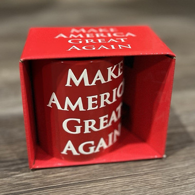 Donald Trump 2016/2020/2024 ''Make America Great Again'' Red Ceramic Mug w/ Box