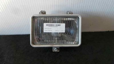 RECHTER SCHEINWERFER / CUADRADO - H-4 / NO GUARDA MANO / 400346 FÜR NISSAN VANET