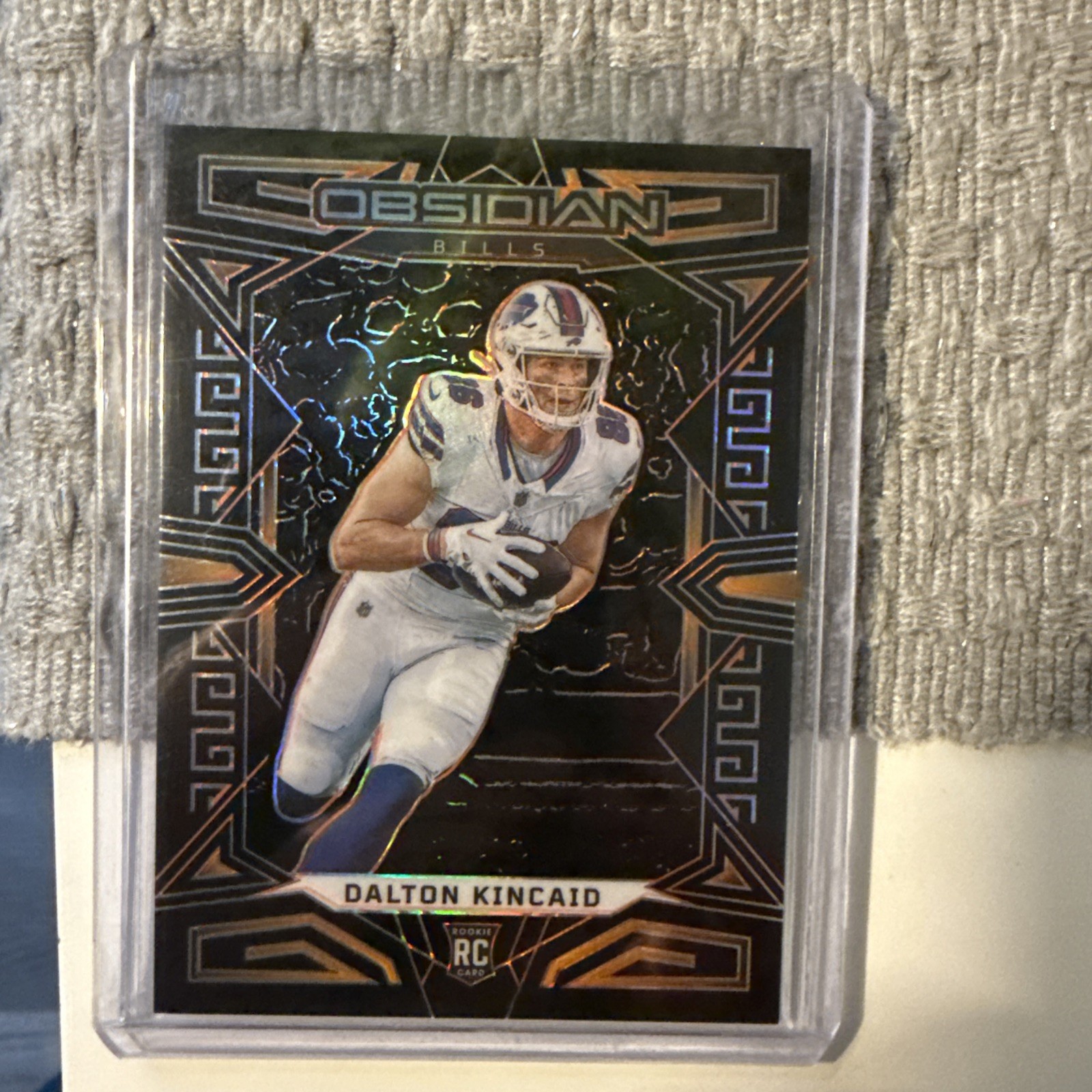 2023 Panini Obsidian - Orange Electric Etch #108 Dalton Kincaid /49 (RC) 39/49