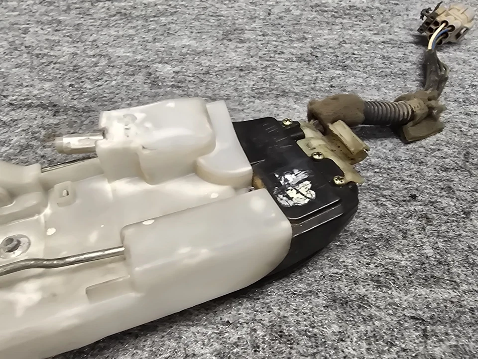 LEXUS 92-00 SC300 SC400 原始设备制造商右门电源锁闩锁活动组件 — 第 3/4 张图片