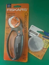 Fiskars® Loop Rotary Cutter (45 mm) & Fiskars 45mm Rotary Blade 5-pack