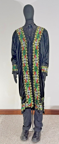 Uzbek Chapan Ceremonial Velvet Coat – Multicolor Geometric Embroidery – Asia