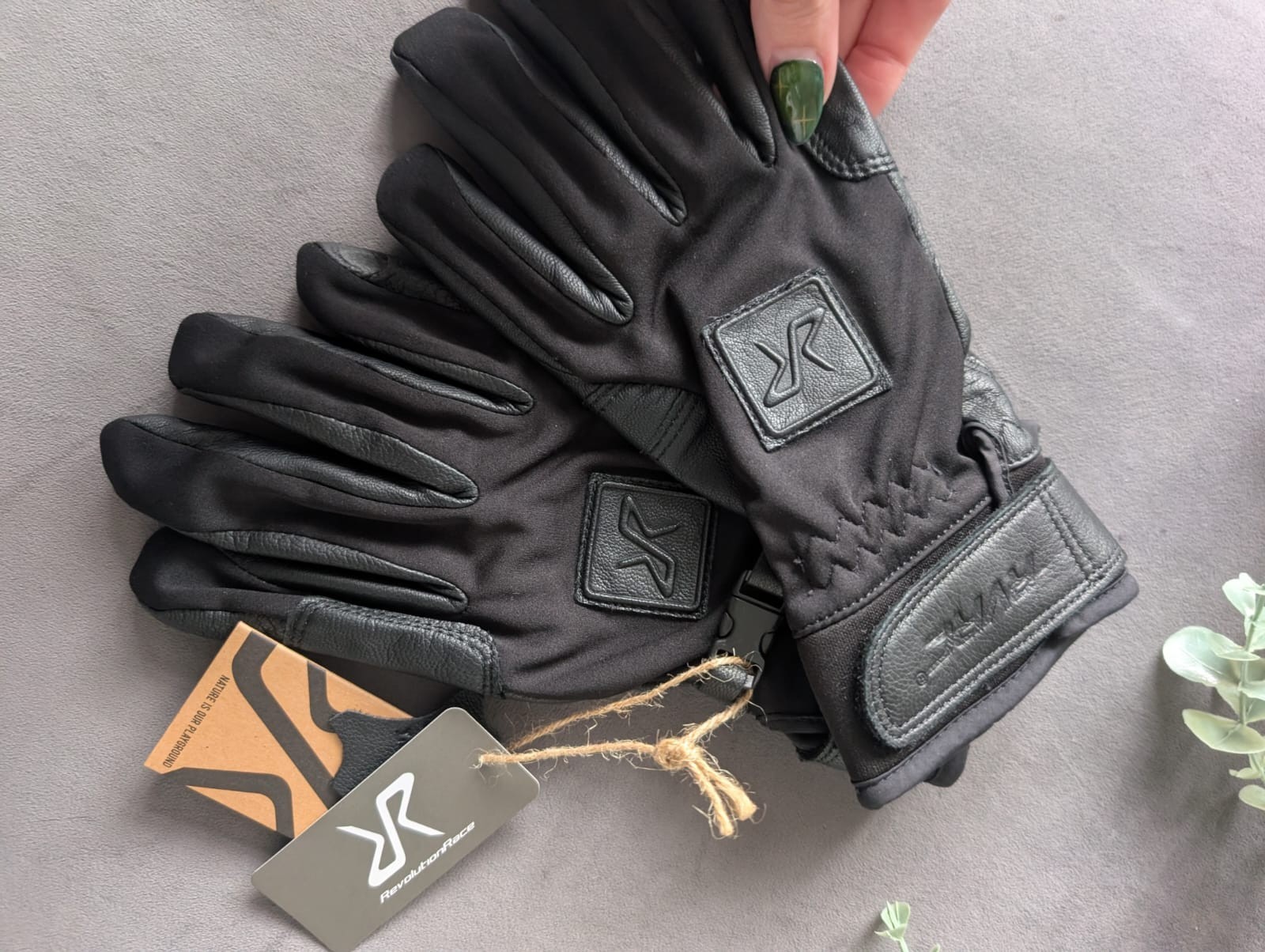 Revolution RaceBlack Leather/ Softshell Mens Gloves Size 8 Brand New image 5