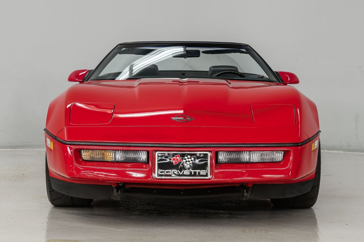 1987 Bright Red Chevrolet Corvette   | C4 Corvette Photo 5