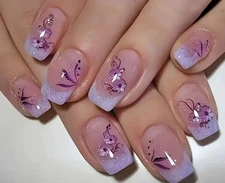 NL-4 24pcs Elegant Floral Design Press-On Nails Short, Square Shaped, Purples