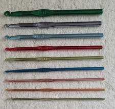 Pre-owned Metal Set of 9 Boye Crochet Hooks D,E,F,G,H,I,J,K, and N