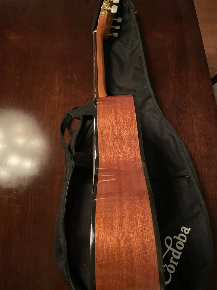Classical Acoustic Guitar – Natural Wood Finish – Nylon Strings – Pre-Owned  - Image 3 of 4