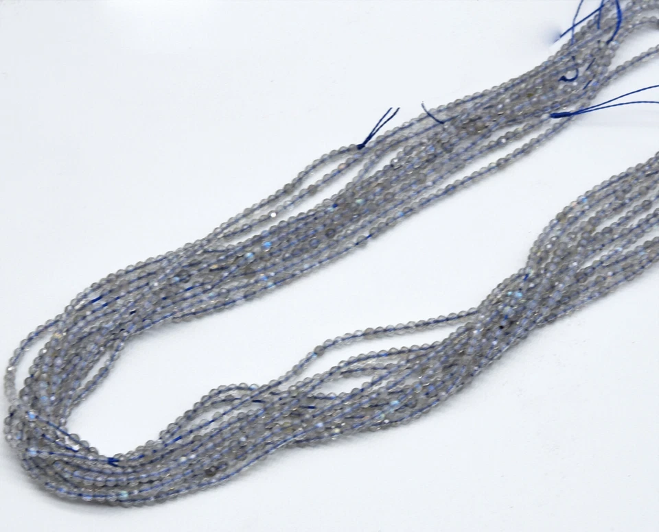 Hermosas cuentas redondas facetadas de labradorita gris de 2 mm - 15 1/2" de largo  Foto 2 de 2