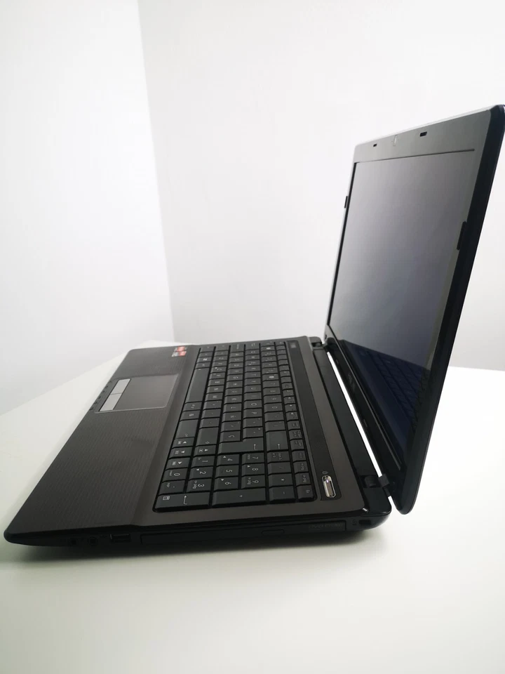 ASUS A53T COMO NUEVO, RÁPIDO, SSD NUEVO, BATERÍA NUEVA, WINDOWS 10 Y OFFICE - Imagen 2 de 4