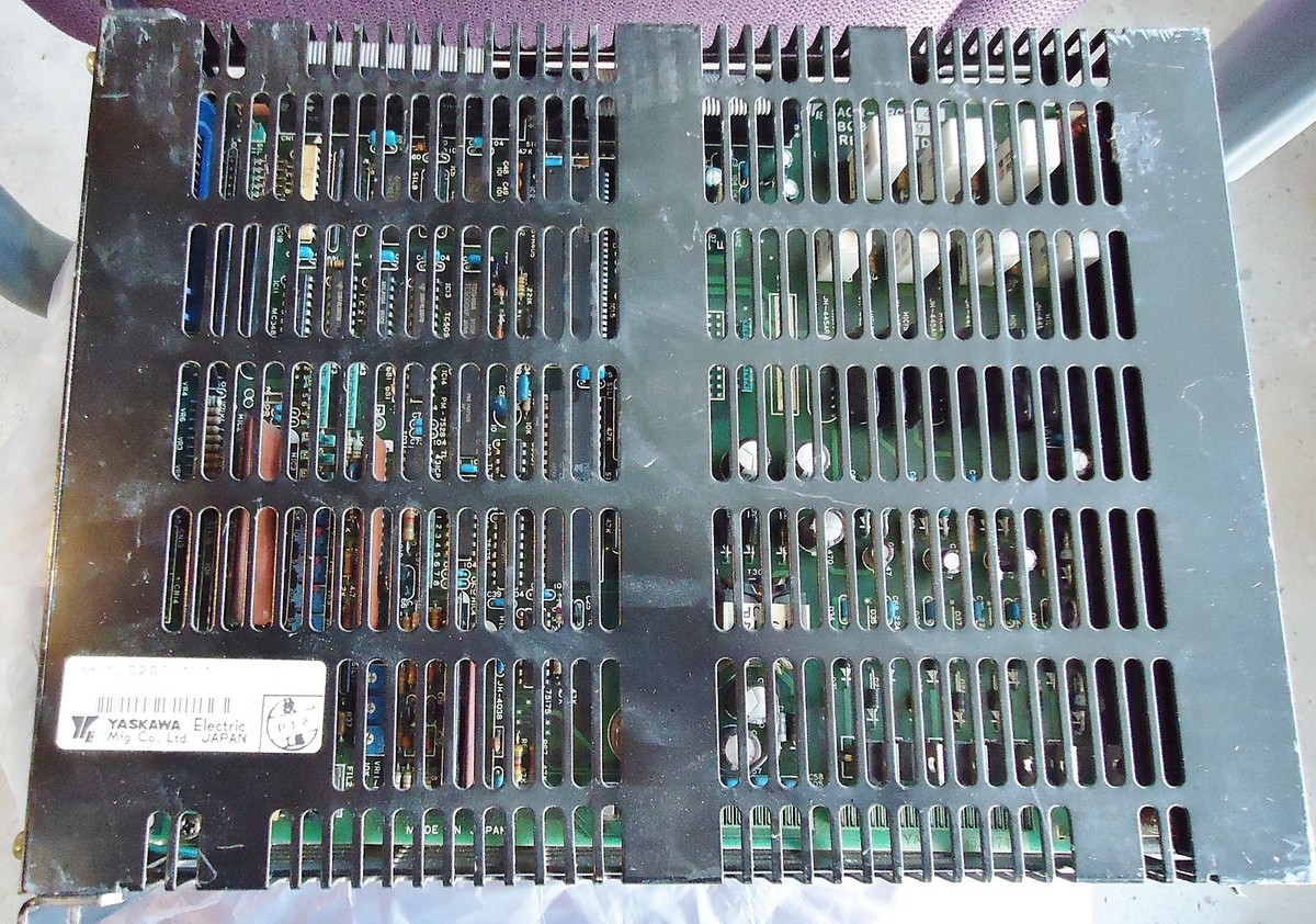 YASKAWA SERVOPACK CACR-SR44BC LF BY279, S/N 1L0207-1-1 - JAPAN