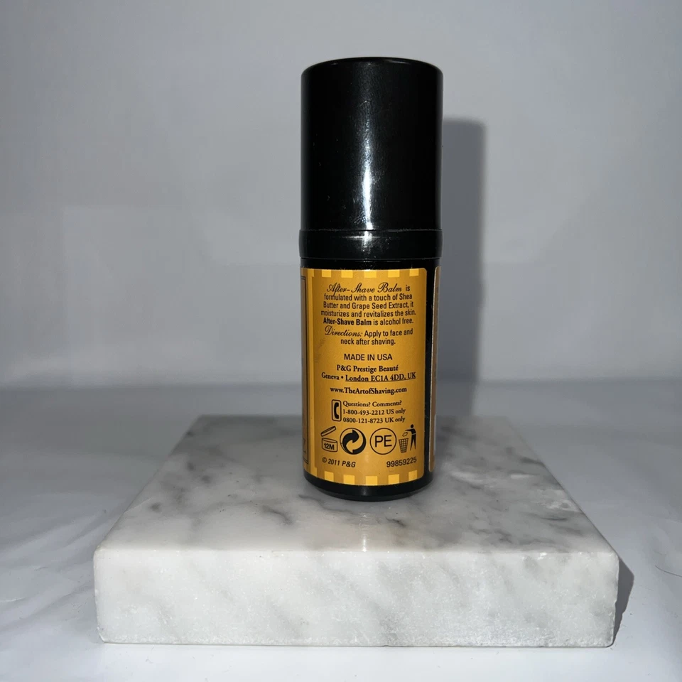 Bálsamo para después del afeitado The Art of Shaving aceite hidratante perfumado con limón tamaño de viaje Foto 3 de 4