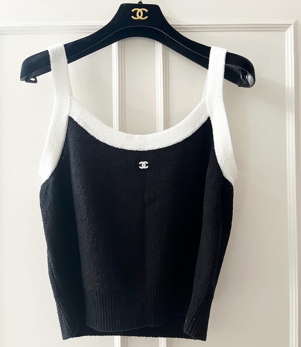 CHANEL - CHANEL tops✨ CHANEL IDENTIFICATION ICONIC CROP TOP CC BLACK CROPPED