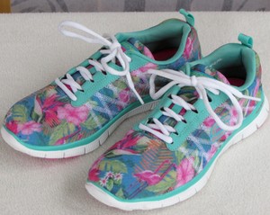 womens multi colored skechers