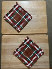 Handmade 2 LARGE 8 1/2 inch Cotton Woven Potholders Spice Red White Green Gift