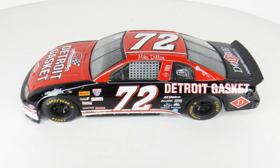 Action Champion 1:24 Detroit Gasket #72 Mike Dillon Monte Carlo Die Cast Carlo. Foto 4 de 4