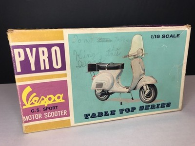 PYRO 6 VESPA GS SPORT MOTOR SCOOTER - WHITE 1:16, RARE UNBUILT  BOX ONLY