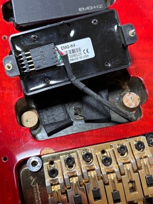 Charvel シャーベル CDS レースウッドボディ EMG-HZ Charvel Soloist Dinky EMG HZ Lacewood Body Electric Guitar with