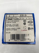  Lot of 4 Leviton Locking Grounding Connector 2313 2-Pole 3-Wire 20A 125VAC