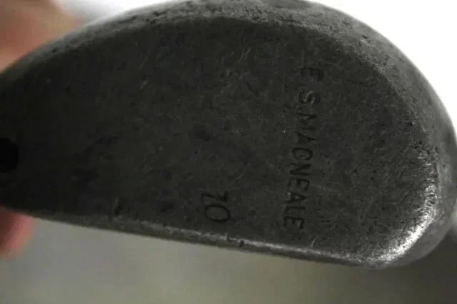 Putter de golf antiguo vintage J. Macgregor modelo 10 cabeza pesada eje de madera de nogal americano Foto 3 de 3