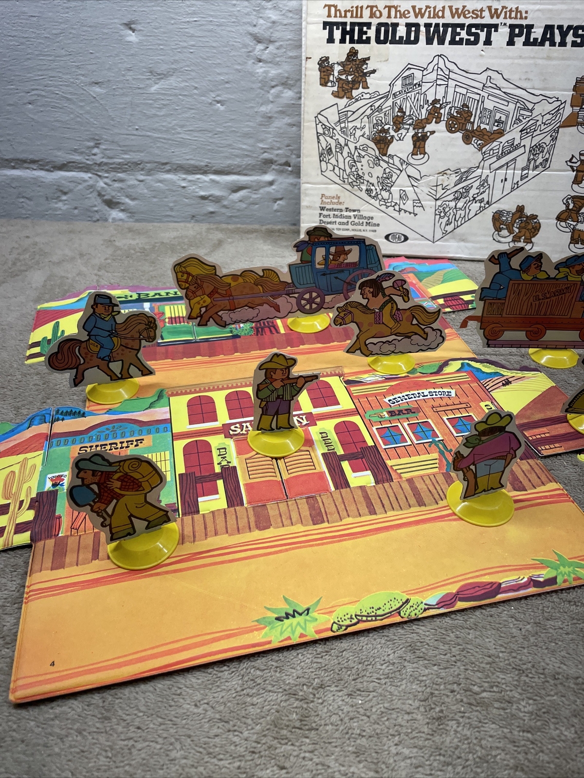 Ideal 1973 The Old West Playset Game Board Cowboys & Indians Fort Rare