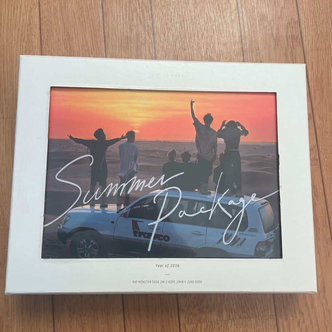 BTS SUMMER PACKAGE IN DUBAI 2016 DVD PHOTOBOOK Japan Tower