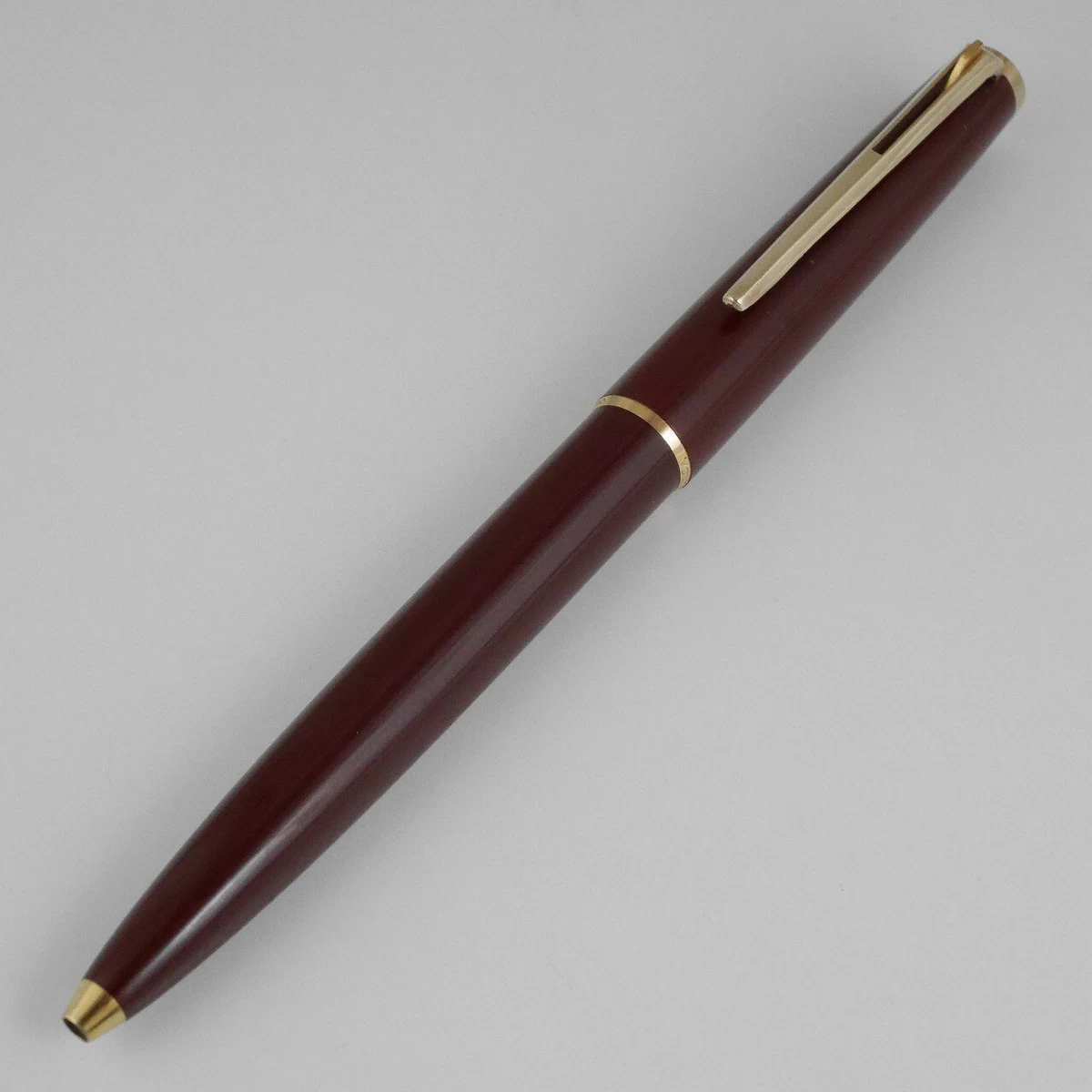 Montblanc top bordeaux ink