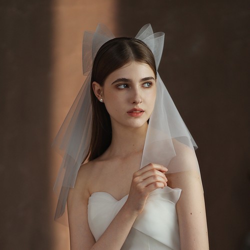 Fairy White Big Bowknot Bridal Veil with Clip,Elastic Mesh Bow Tull Wedding Veil - Picture 3 of 12