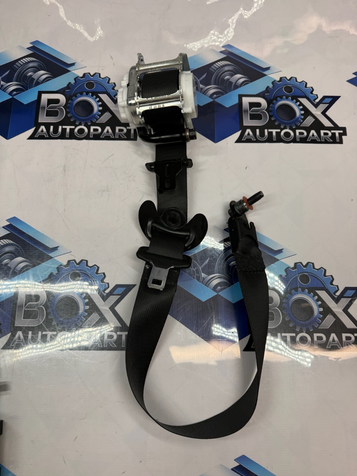 2020-2024 HYUNDAI PALISADE Front Right RH Side Seat Belt W Retractor OEM