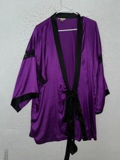 Victoria s Secret Satin Wrap Robe M/L Flounce Kimono Sleeve Purple Black Lace