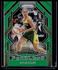 2025 Panini Prizm WNBA #9 Skylar Diggins Fearless Green Prizms
