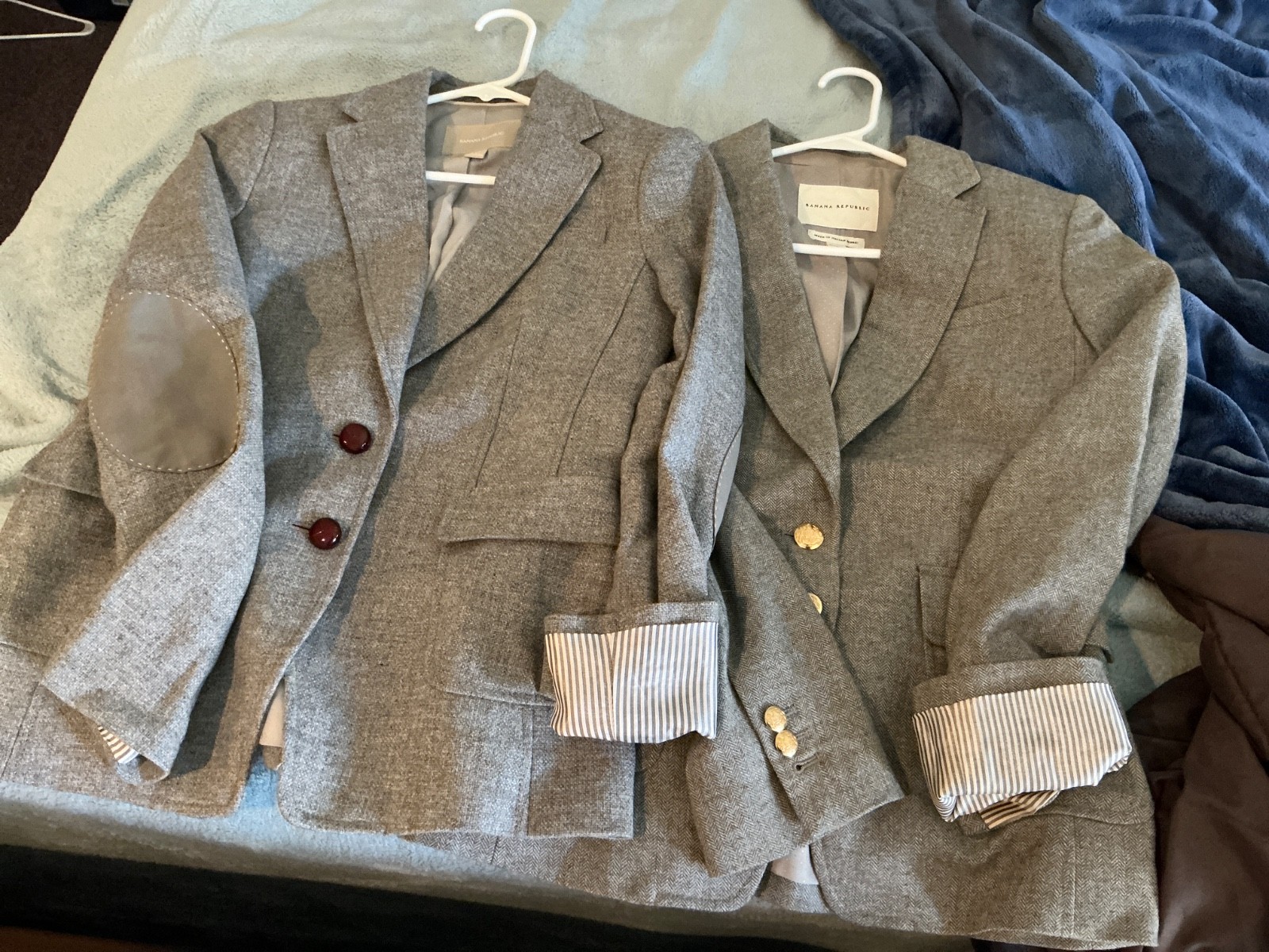 classic womens Banana Republic wool blazers (2) size S, 2
