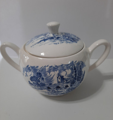 Wedgwood & Co Ltd - Countryside Ceramic Sugar Bowl Blue White Glossy with Lid