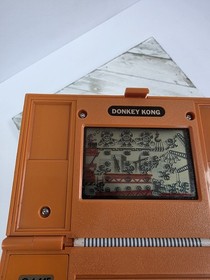 VINTAGE NINTENDO DK-52 1982 DONKEY KONG GAME WATCH WORKING NEW BATTERIES