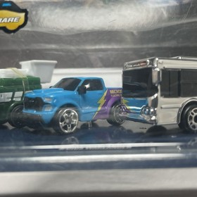 Micro Machines Series 2 Micro City #06 Silver Chrome Bus Chase On Card