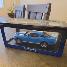 1/18 Autoart 72916 2010 FORD SHELBY GT500 Grabber Blue White Stripes Rare New