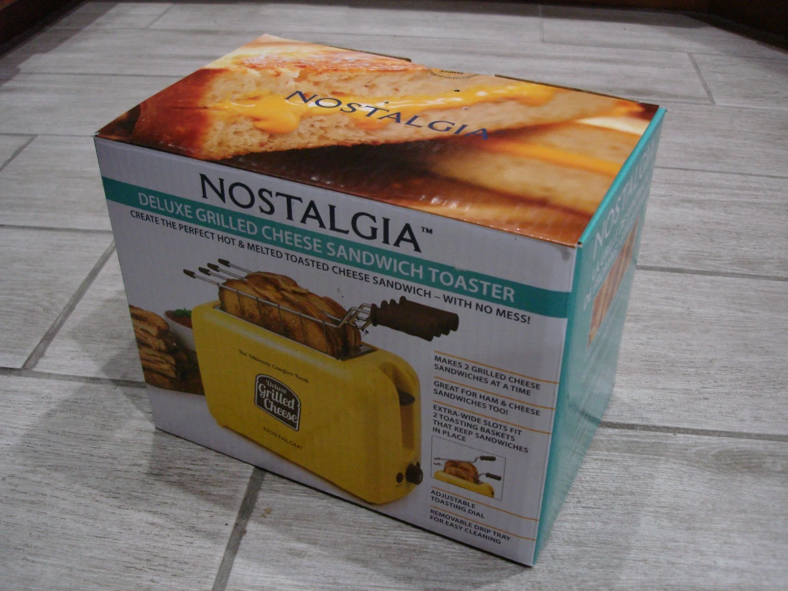 NEW Nostalgia GCT2 Yellow Grilled Cheese Sandwich Toaster Easy Clean Baskets
