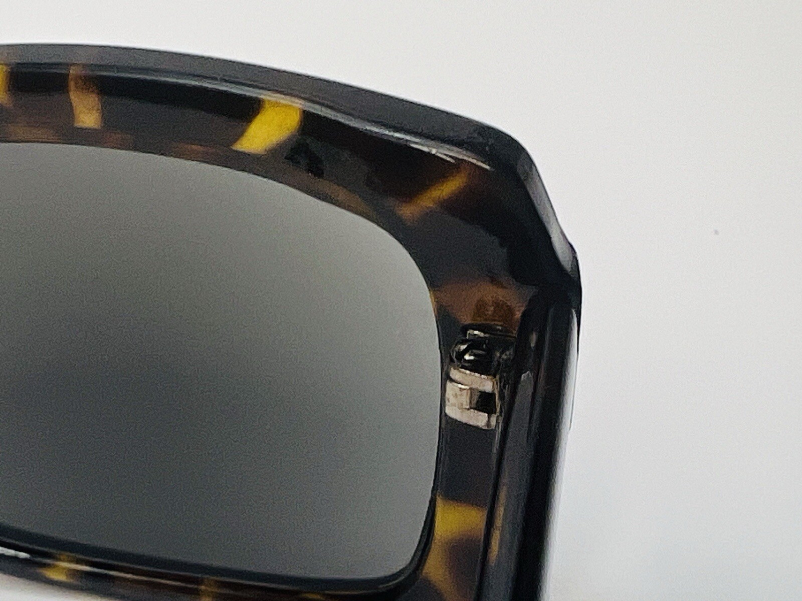 A.J. Morgan Square Tortoiseshell Reader Sunglasse… - image 10