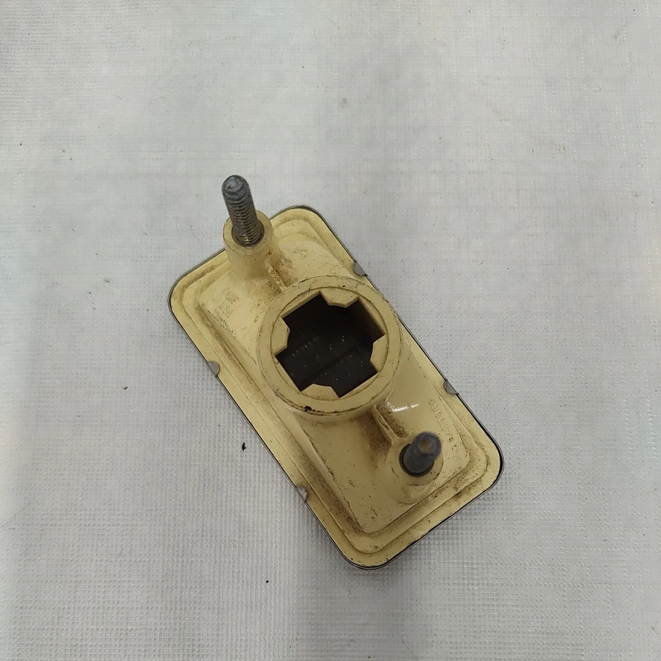 Lámpara de luz marcadora frontal y bisel lente transparente original 68-69 C3 Corvette BUENO Foto 3 de 4