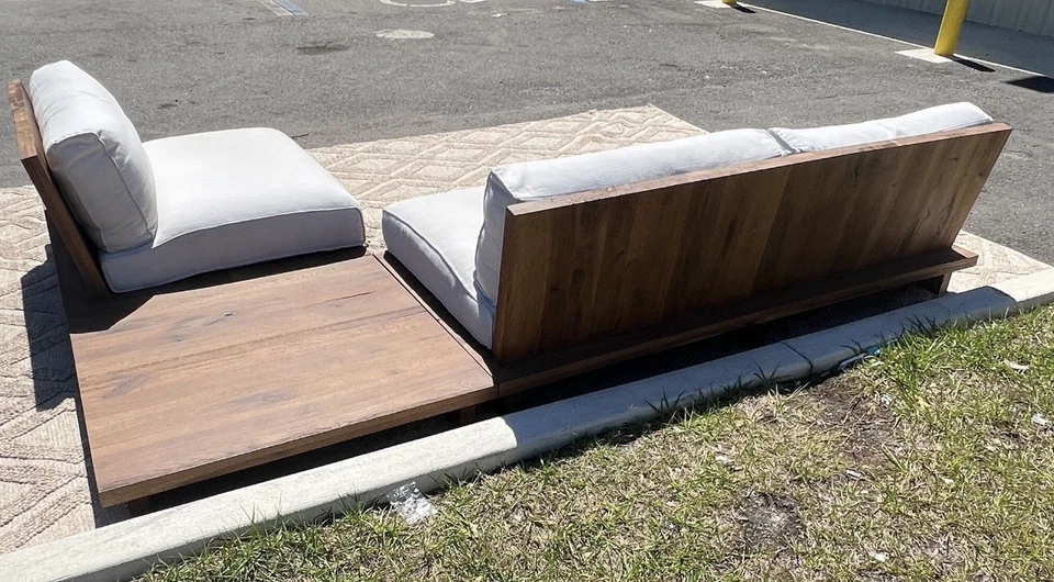 SOFÁ TRINEO BRÛLÉ ROBLE HERRAJES RESTAURACIÓN, silla y mesa de centro. Foto 4 de 4