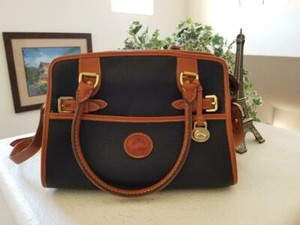 dooney and bourke buckle satchel