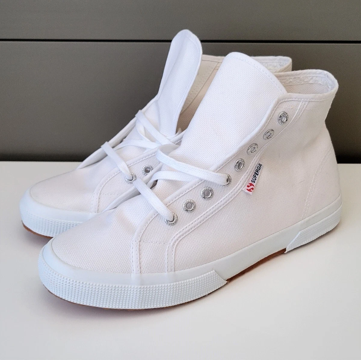 superga canvas white