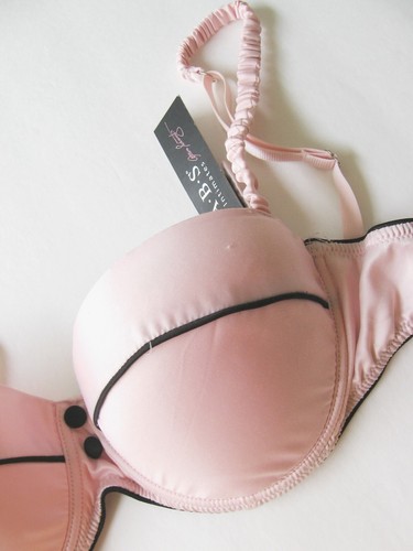Sujetador XB83 A.B.S Intimates ABS154 rosa sedoso satén contorno UW 36C - Imagen 6 de 7
