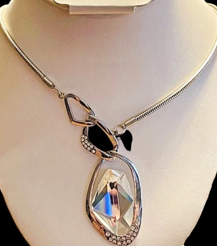 Vintage Large White Crystal Pendant 37" Silver-tone Snake Necklace VGUC Gorgeous