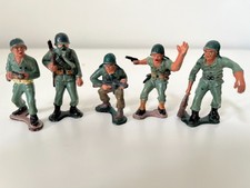 Vintage 1960s Hand Painted Hard Plastic Army Soldiers - Lot of 5 - Nice Shape