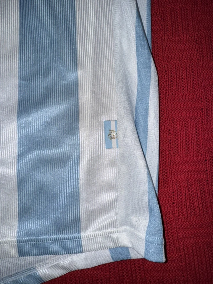 Camiseta Adidas Argentina 1998 local - talla M - Maradona Messi Foto 2 de 4